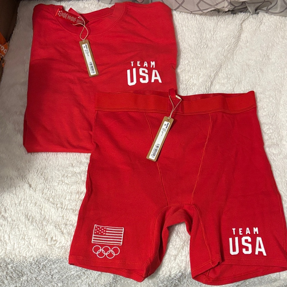 ❤️SKIMS❤️Red Olympic Boxer and T-Shirt Set